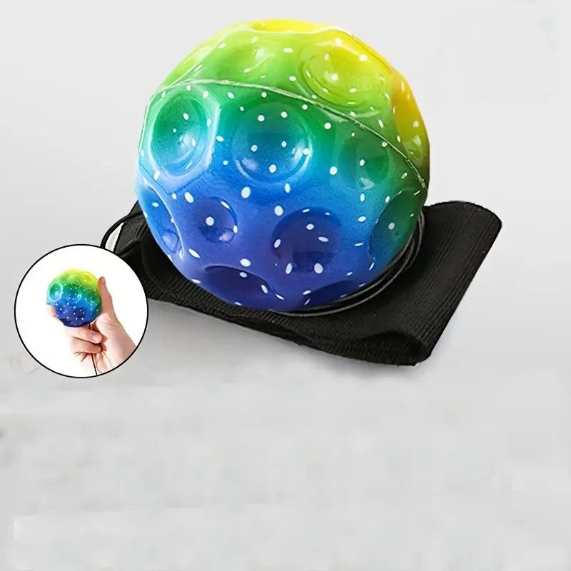 Minge Saltareata Space Moon Ball, Jucarie Antistress Hiperelastica pentru Copii, Design Ergonomic cu Suprafata Neregulata, Spuma de Inalta Densitate, Diametru 66 mm, Verde Multicolor
