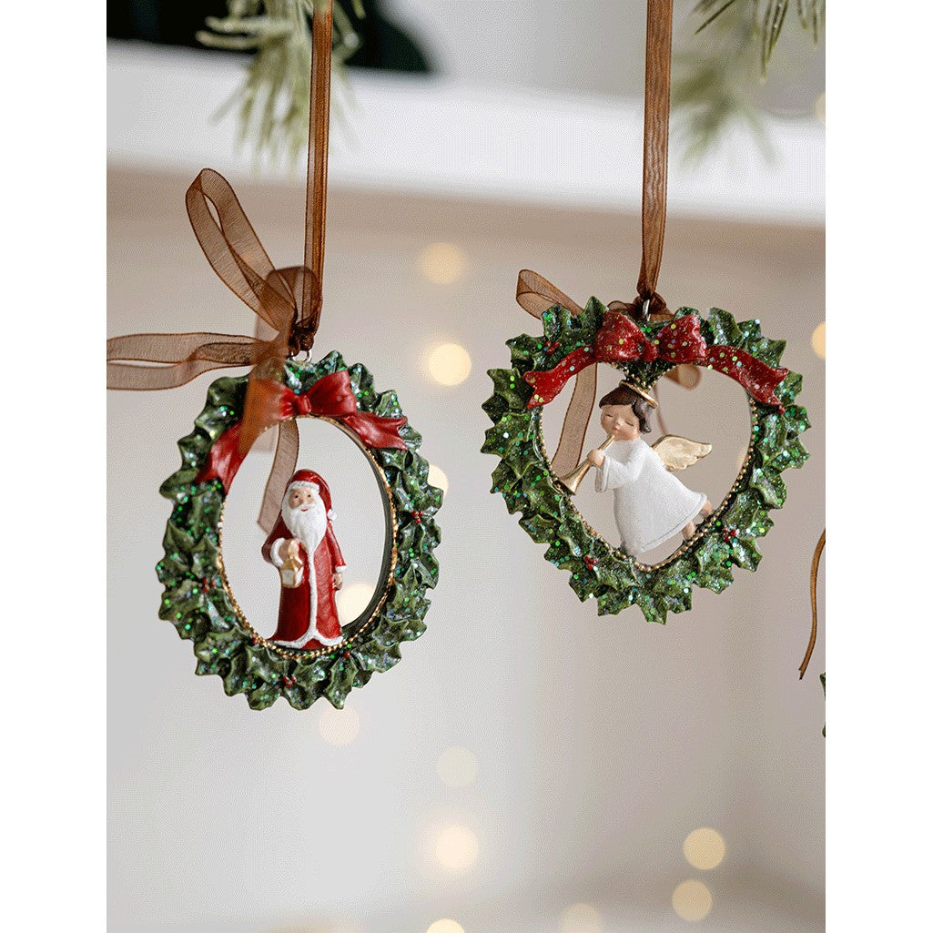 Decorațiune de Crăciun pentru Brad, Model Ghirlandă cu Moș Crăciun, Figurina Festivă din Rășină, Multicolor, 8 x 6.5 cm