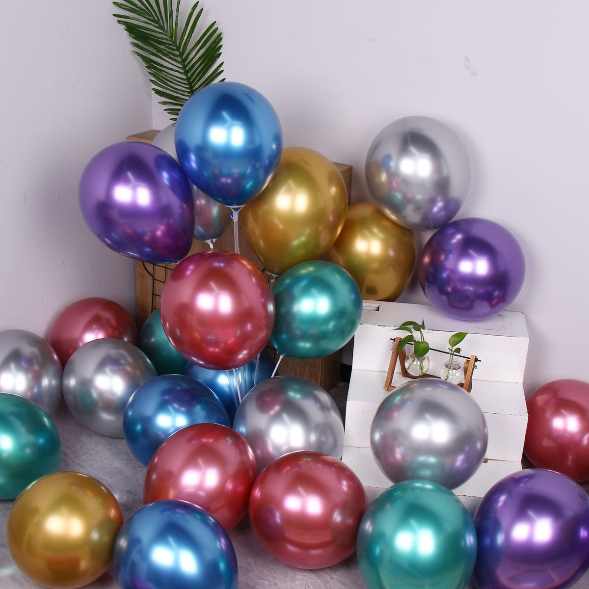 Set 12 Baloane Latex Chrome, Efect Metalizat, Compatibile Aer sau Heliu, 25 cm, Turcoaz