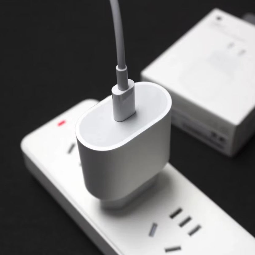 Incarcator Retea Fast Charge PD 20W, Adaptor Priza USB-C, Compatibil iPhone 8-14, Cablu Date Inclus 27W, 1m, Alb