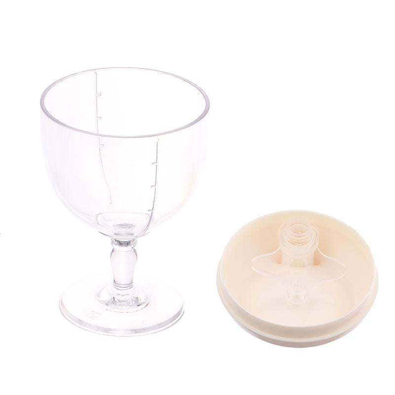 Pahar Bebe Tip Cupa cu Picior, Cioc Antiscurgere si Gradatie, Policarbonat Rezistent la 120 Grade, Fara BPA, 150 ml, Galben, +3 Ani