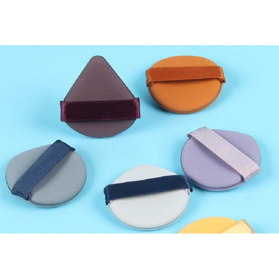 Set 7 Bureti Machiaj Powder Puff, Aplicatoare Reutilizabile pentru Fond de Ten si Pudra, Utilizare Umeda si Uscata, Forme Variate Triunghi, Rotund si Picatura, Multicolor