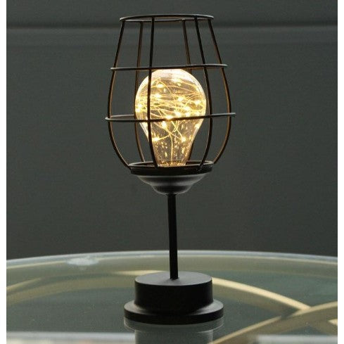 Lampa Decorativa Cu LED In Forma De Pahar De Vin, Stil Retro Din Sarma Metalica Si Fire De Cupru, Alimentare 3 Baterii AA, Lumina Alb Cald, Negru, 13 x 13 x 28 cm
