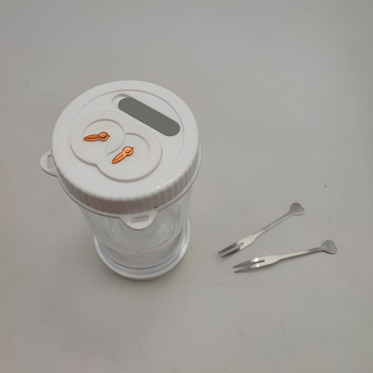 Borcan pentru Muraturi cu Separator de Lichide, Recipient Tip Clepsidra pentru Separare Umed-Uscat, Inchidere Ermetica, Include 2 Furculite, Material ABS si PP, 800 ml, Alb, 18x9x9 cm