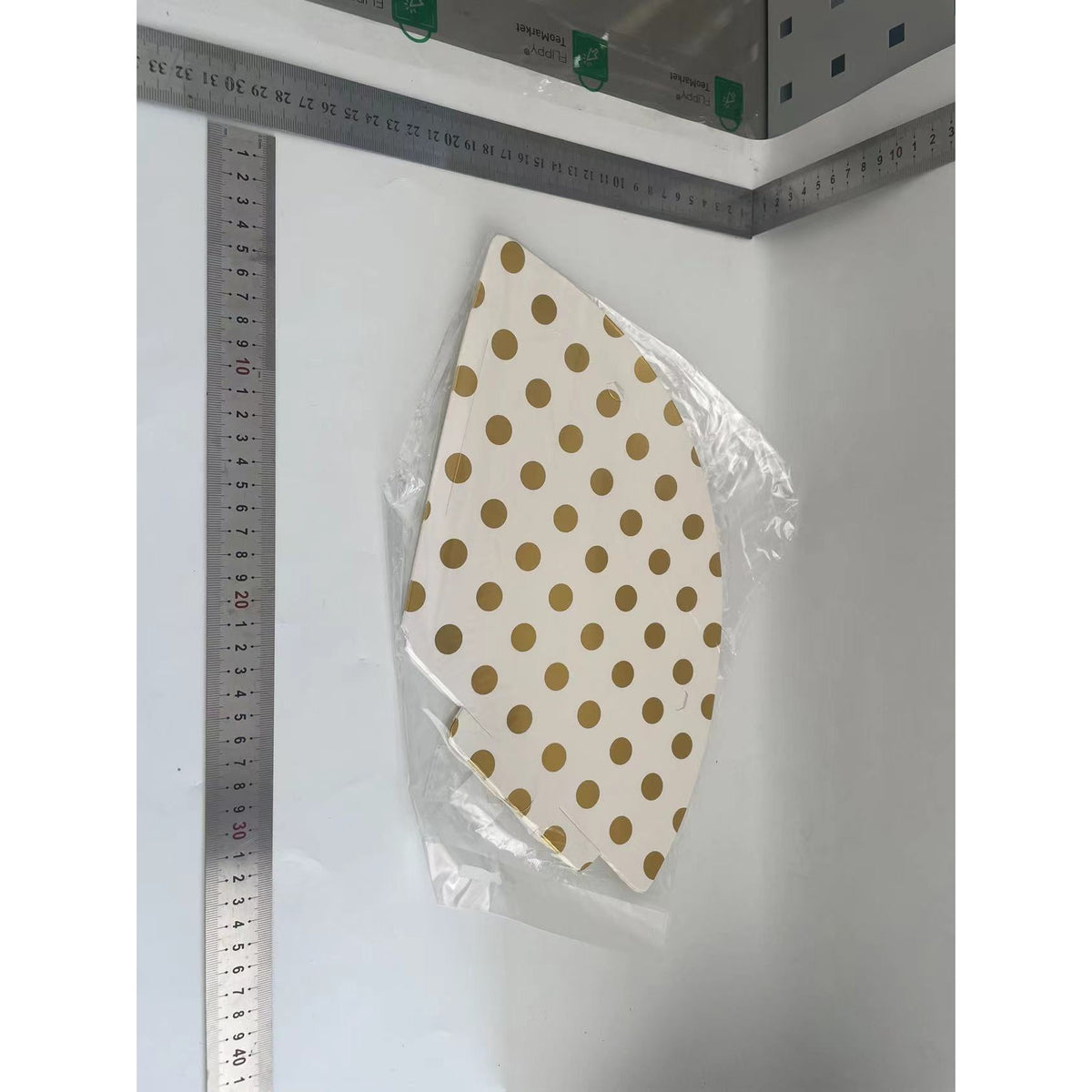Set 6 Coifuri Petrecere, Coifuri Aniversare cu Buline, Material Metalizat cu Elastic, 20 cm, Auriu