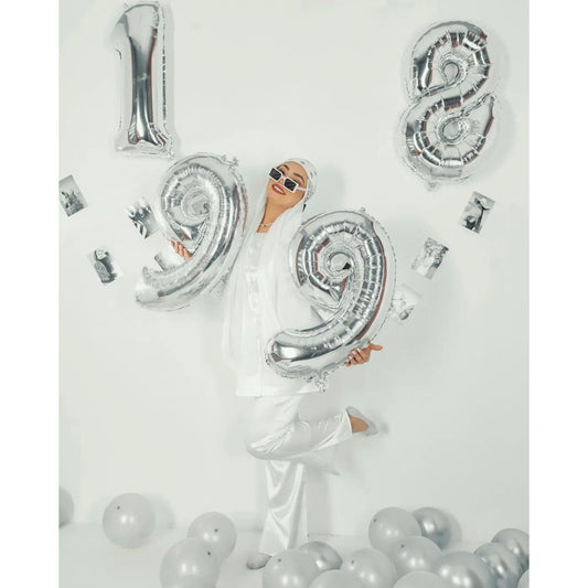 Balon Aniversar Cifra 1, Figurina Din Folie Metalizata, Umflare Aer Sau Heliu, Include Pai, Inaltime 80 cm, Argintiu