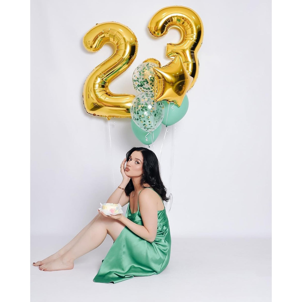 Balon Aniversar Cifra 3, Figurina din Folie Metalizata, Umflare cu Aer sau Heliu, include Pai, 80 cm, Auriu