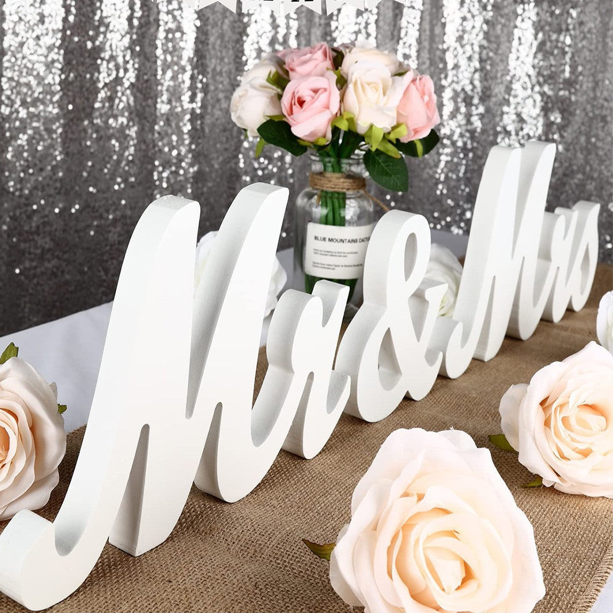 Decor Masa Nunta, Model Mr & Mrs, Litere Decorative Autoportante, Stil Clasic Elegant, Lemn sau PVC, 10x20 cm, Alb