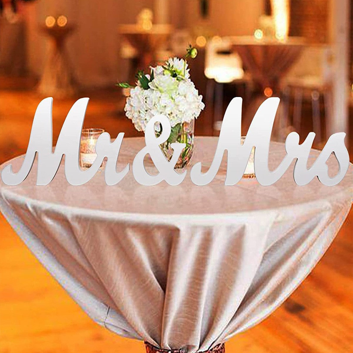 Decor Masa Nunta, Model Mr & Mrs, Litere Decorative Autoportante, Stil Clasic Elegant, Lemn sau PVC, 10x20 cm, Alb