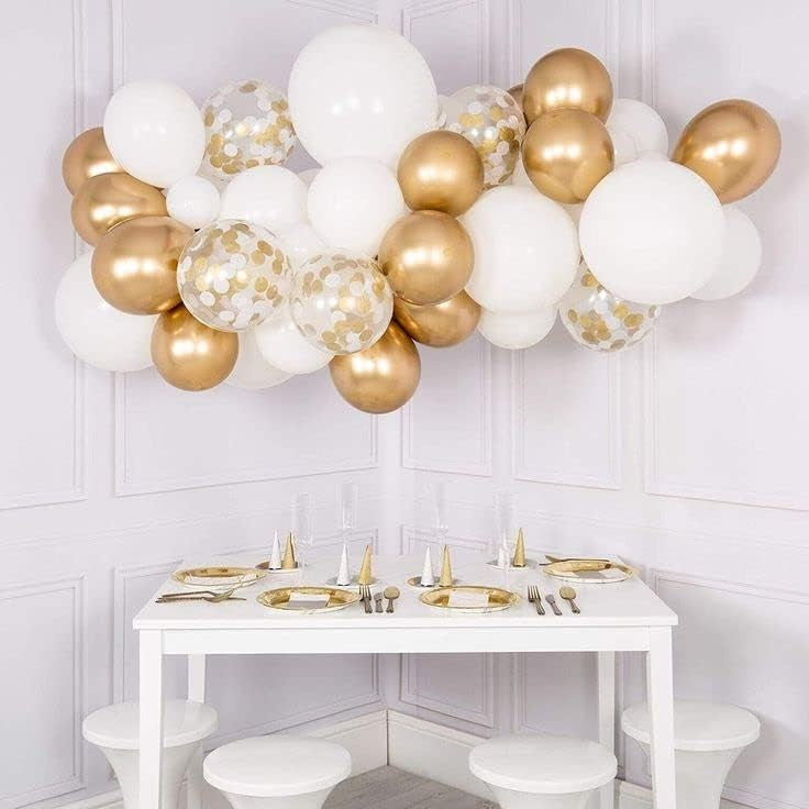 Set 16 Baloane Party din Latex pentru Petrecere, Compatibile Heliu sau Aer, 30 cm, Alb, Auriu și Transparent cu Confetti, 2.8 g