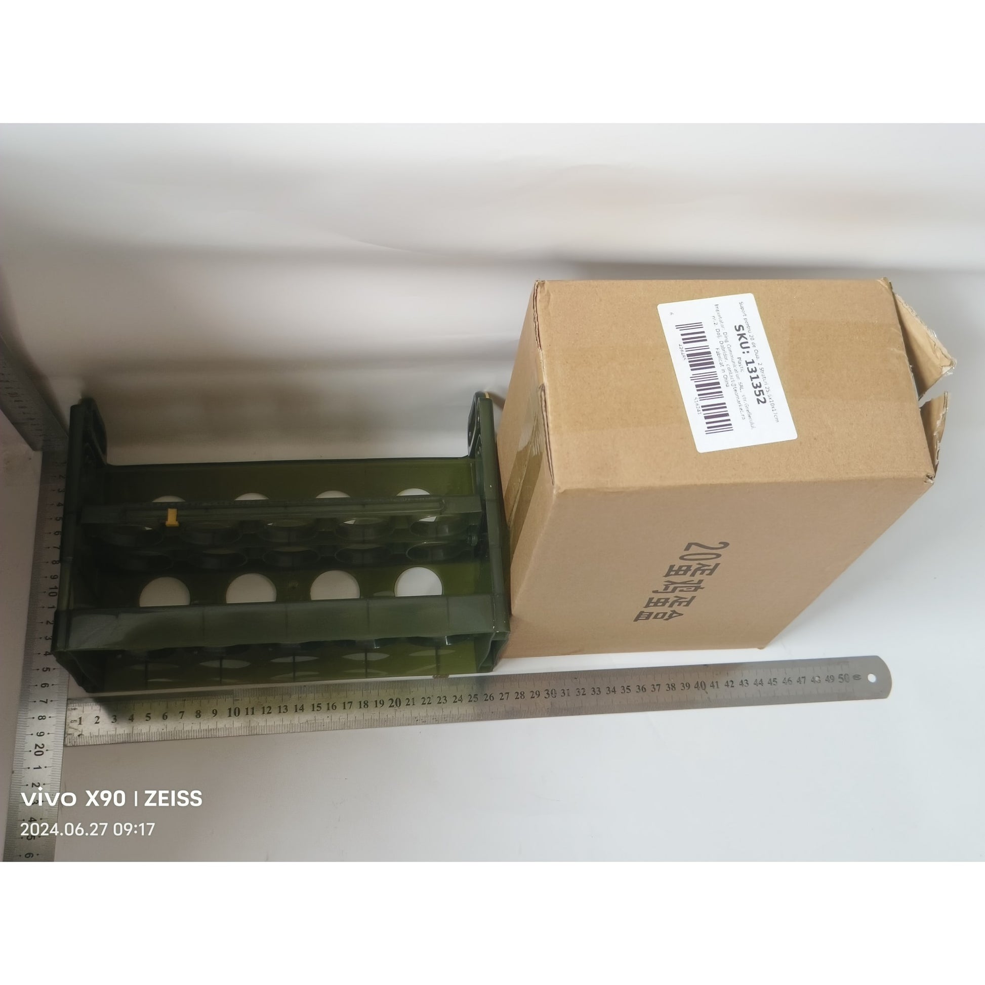 Organizator Suport pentru Oua in Frigider, Design Etajat pe 2 Niveluri, Plastic Rezistent, Capacitate 20 Oua, 25.5 x 10 x 17 cm, Verde Transparent