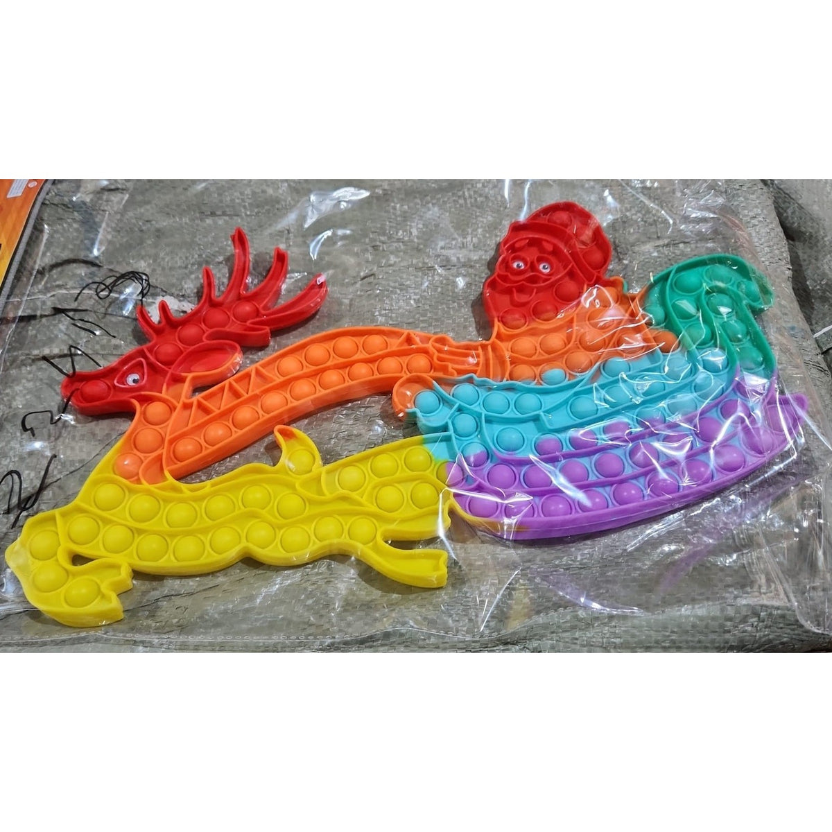 Jucarie Antistres Pop It Now and Flip It, Model Sania Mos Craciun cu Ren, Silicon, 42 x 21 cm, Multicolor
