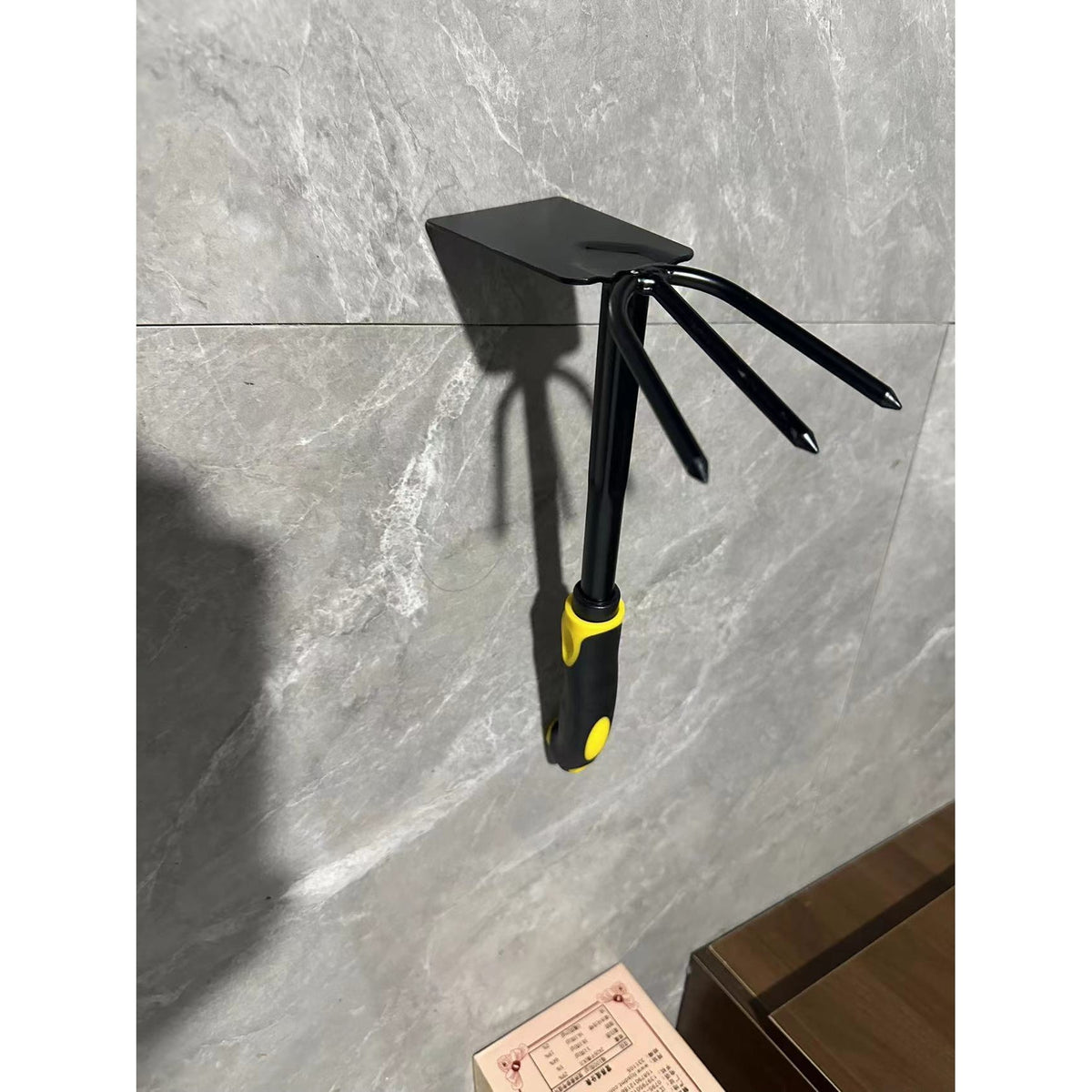 Set 4 Unelte Gradina Pentru Plantare Si Ingrijire, Grebla, Sapaliga Dubla Si 2 Lopeti, Otel Carbon Si PVC, 43 x 11 cm, Negru/Galben