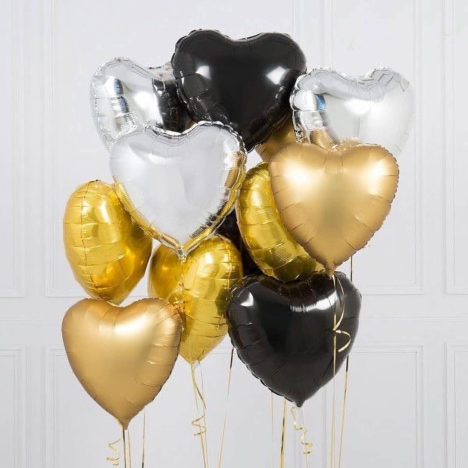 Balon din Folie Metalizata, Figurina Inima pentru Petrecere, Model Clasic cu Pai Inclus, Compatibil Aer sau Heliu, Negru, 40 cm