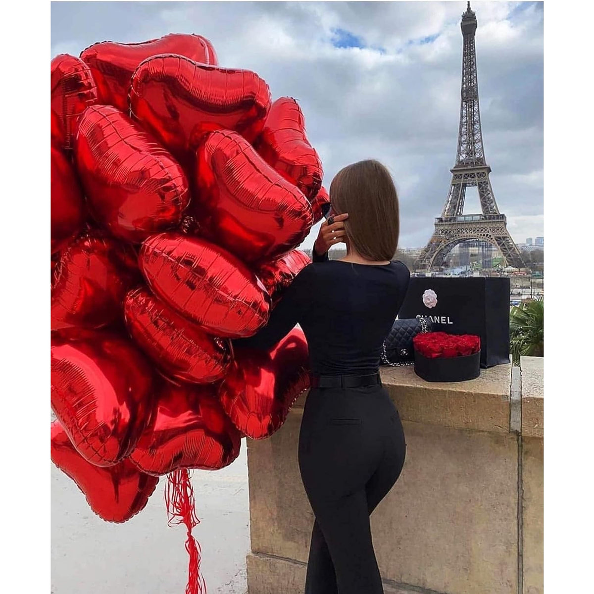Balon din Folie Metalizata Inima, Figurina Tematica Iubire, Rezistent la Aer si Heliu, Include Pai Umflare, Rosu, 40 cm