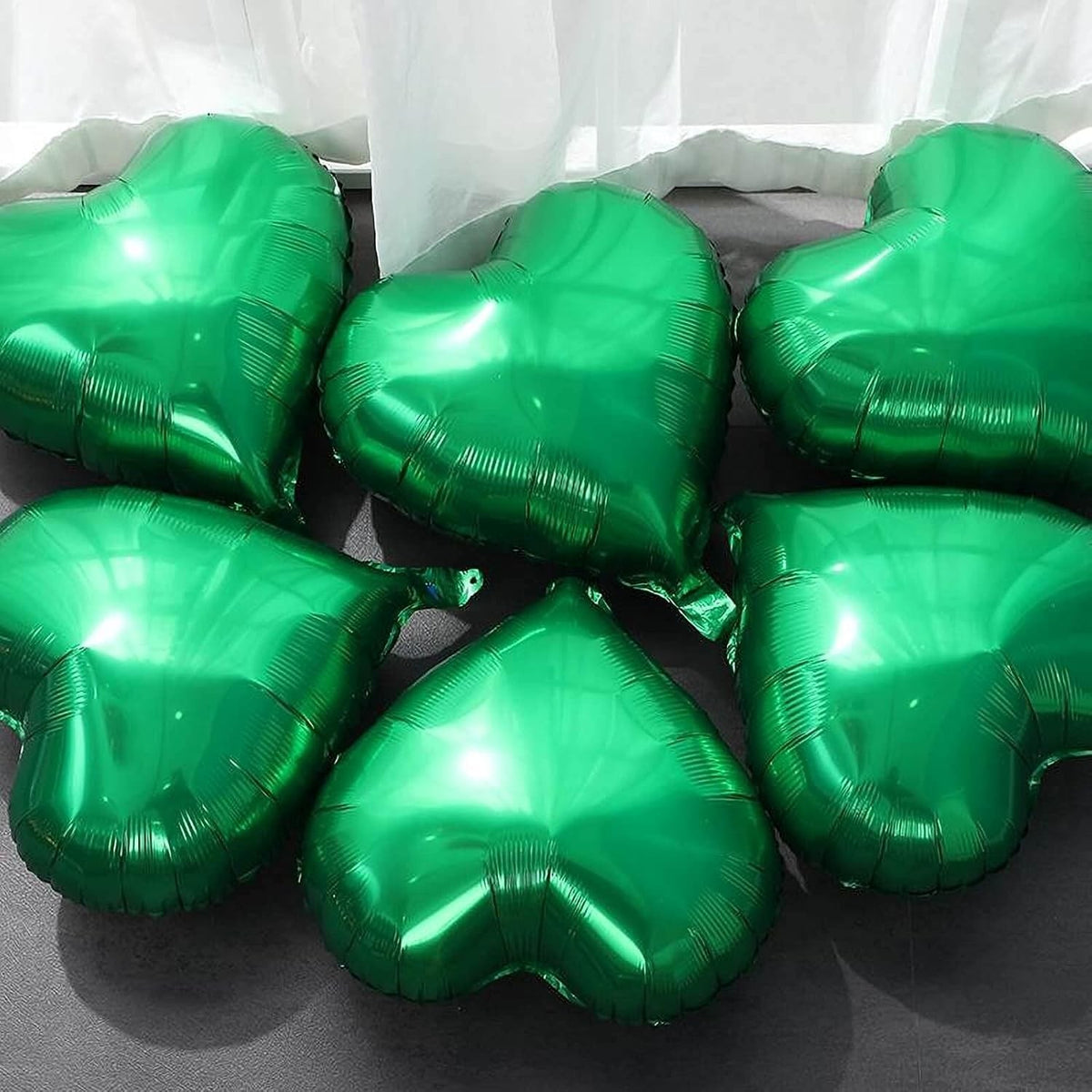 Balon din Folie Metalizata Inima, Figurina Tematica Iubire, Compatibil Aer sau Heliu, Include Pai Umflare, 40 cm, Verde