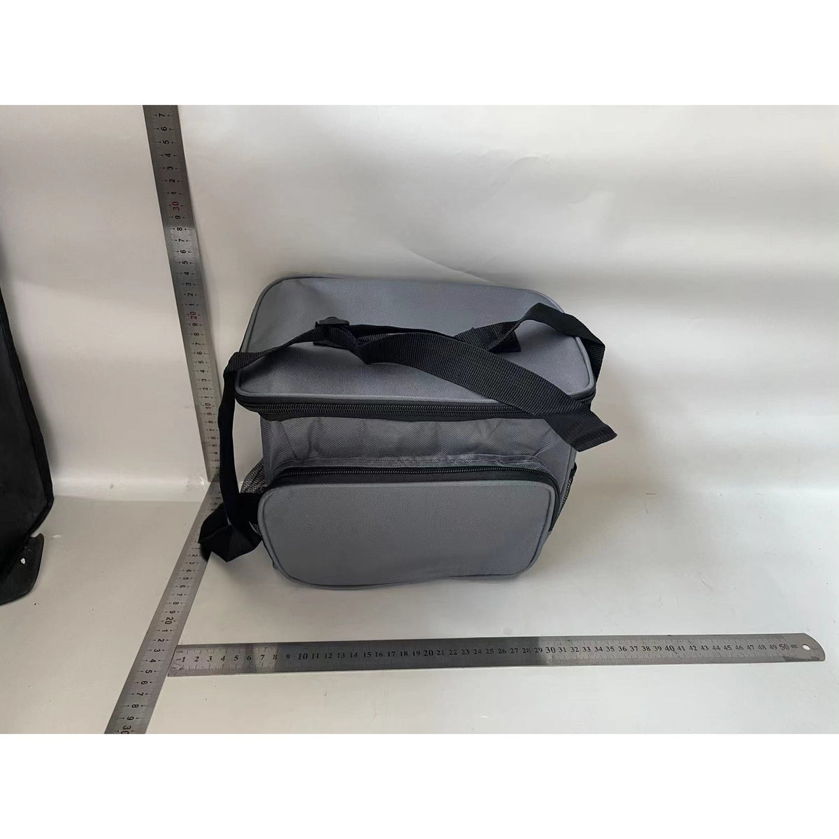 Geanta Termoizolanta pentru Pranz, Geanta Frigorifica Multifunctionala cu Compartimente, Material Impermeabil cu Doua Tipuri de Manere si Curea de Umar, 26x24x17 cm, Gri