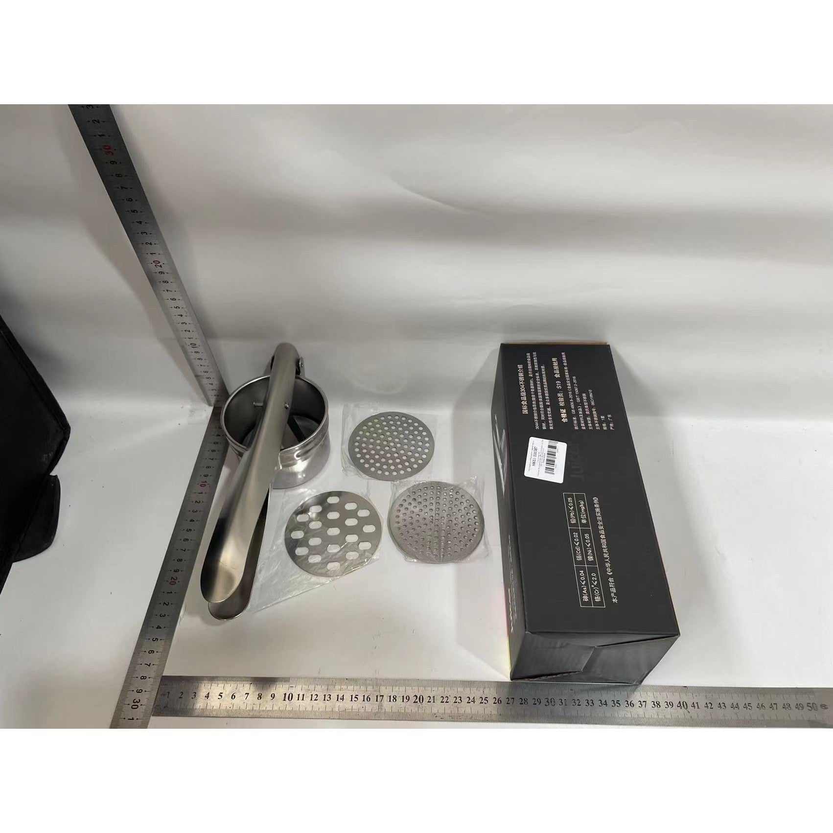 Presa Storcator Manual pentru Fructe si Legume, Zdrobitor de Cartofi cu Maner Ergonomic, Otel Inoxidabil, 3 Discuri Interschimbabile, 26.5 x 9.8 x 9.5 cm, Argintiu