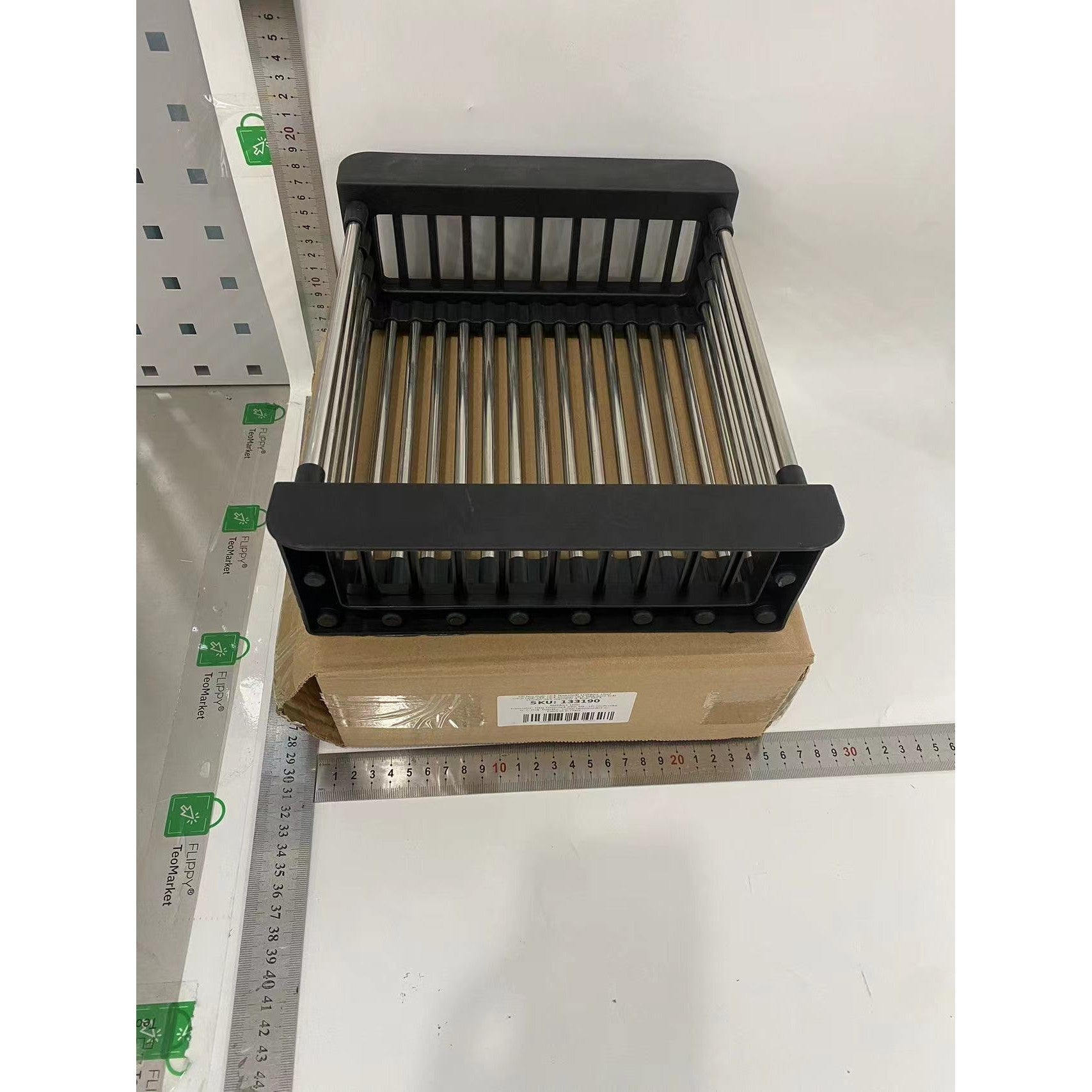 Suport Scurgere Extensibil pentru Bucatarie, Uscator Vase si Fructe, Otel Inoxidabil, Suport Tacamuri, 29 x 22 x 9.5 cm, Negru