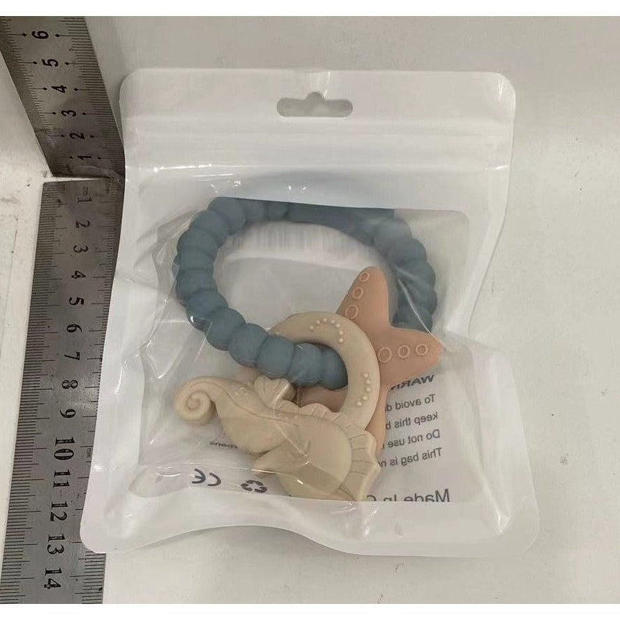 Jucarie Dentitie Bebelusi Tip Bratara, Inel Gingival Model Calut si Stea de Mare, Silicon fara BPA, Rezistenta Termica, +3 Luni, 8.1 x 8.1 x 1.2 cm, Albastru