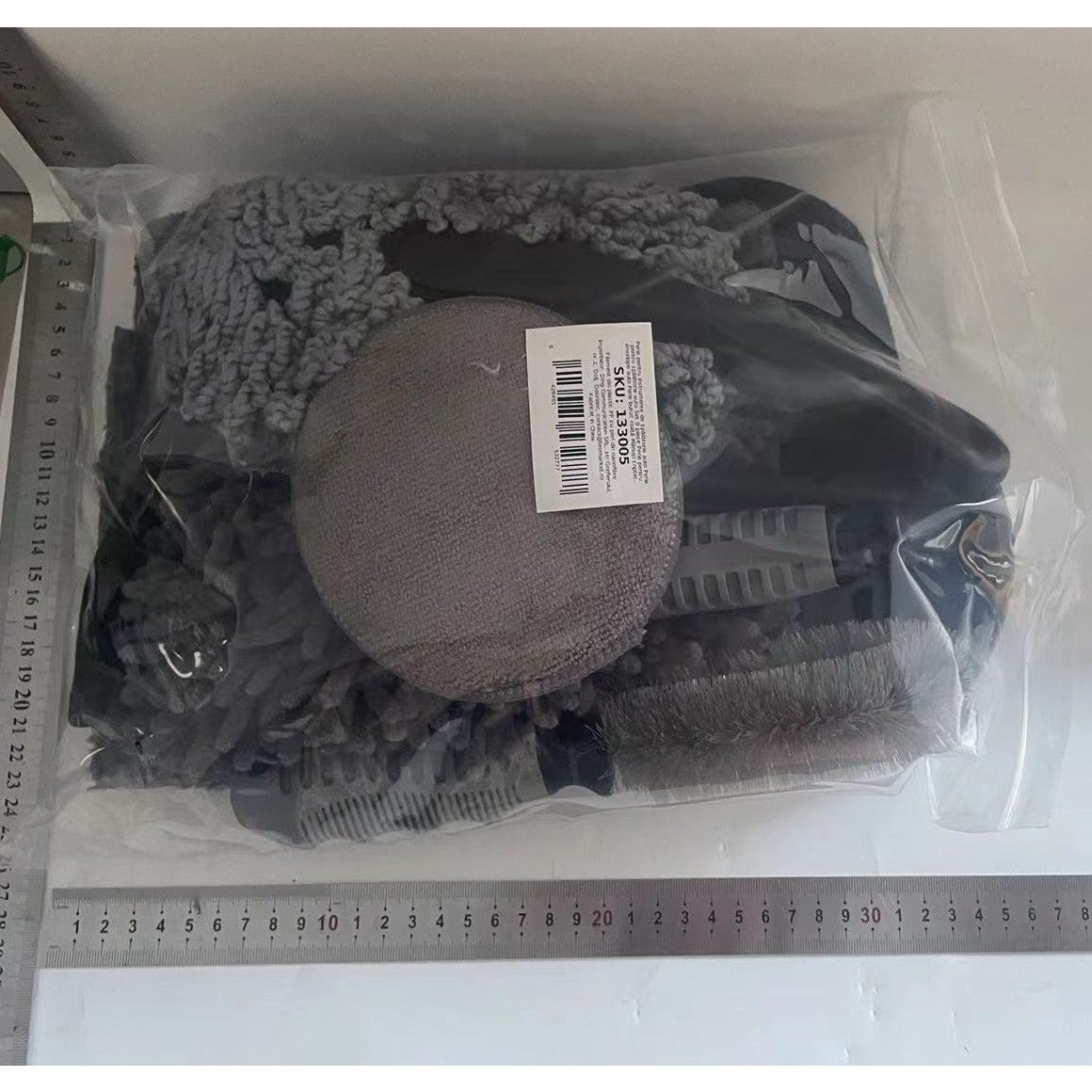 Set Curatare Auto Complet, 9 Piese pentru Detailing Interior si Exterior, Perii Anvelope, Manusa Microfibra, Lavete si Aplicator Ceara, Plastic PP si Nanofibra, Gri