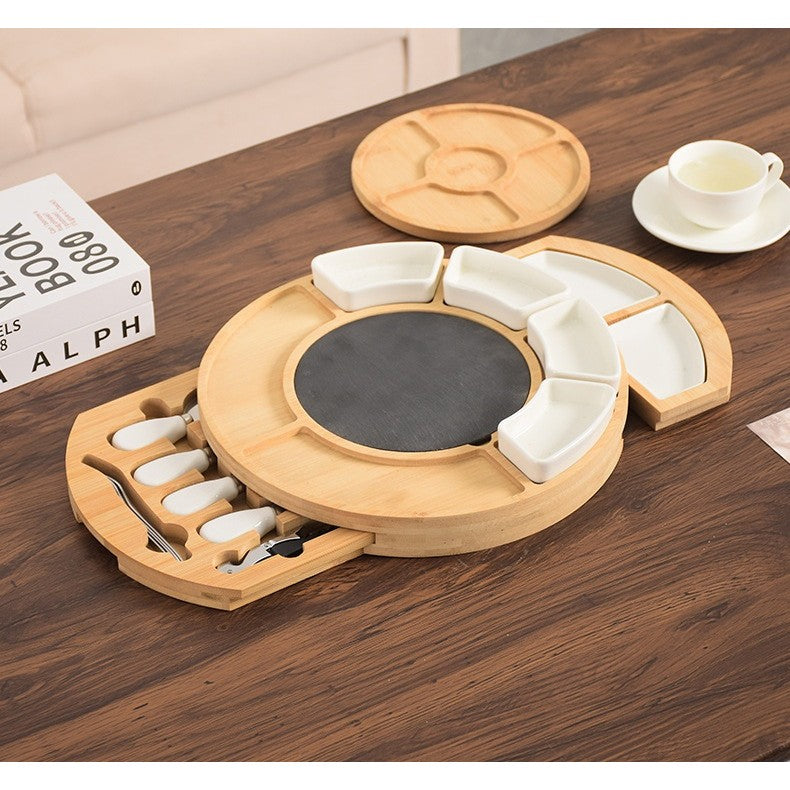 Set Complet Platou Branzeturi si Aperitive, Design Rotund cu Placa Ardezie si Accesorii Vin, Lemn si Ceramica, 18 Piese, Maro