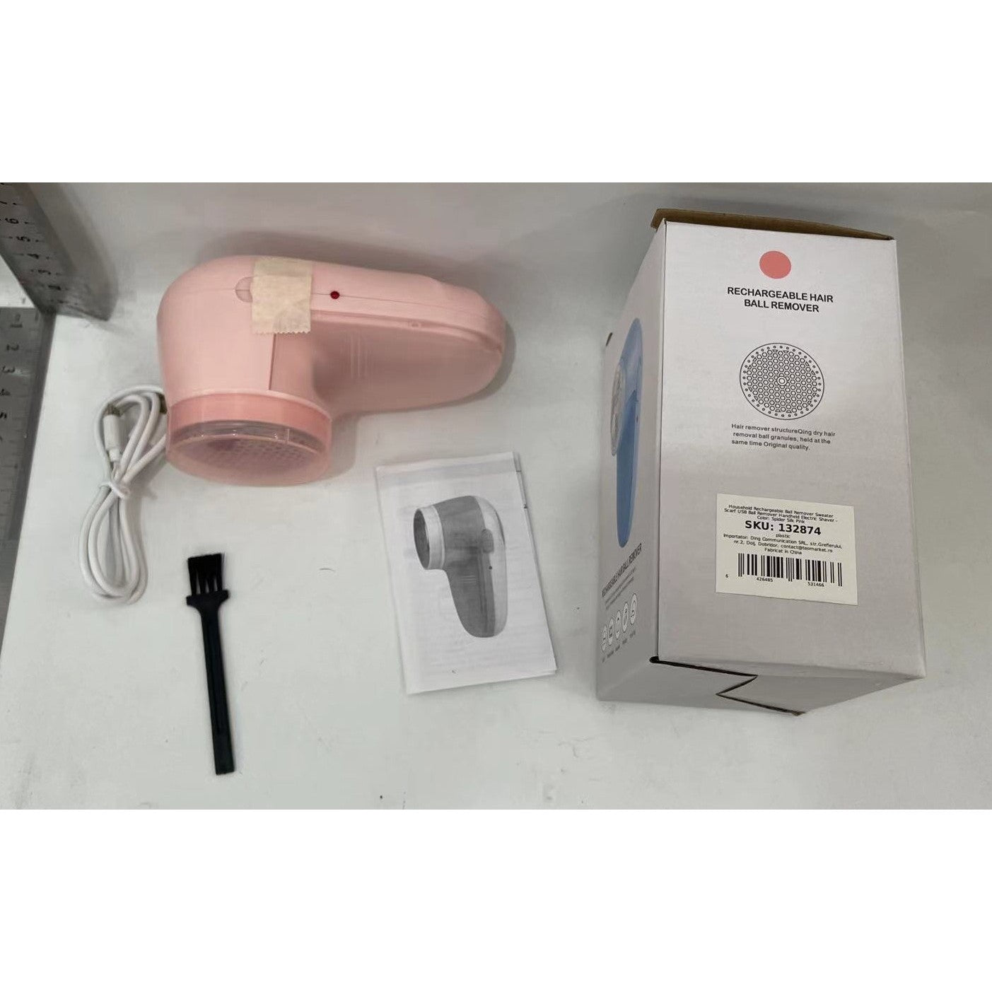 Aparat Electric pentru Indepartat Scame si Par de pe Haine, Incarcare USB, Cutit cu 3 Lame din Otel Inoxidabil, ABS, 13 x 6.8 x 5.8 cm, Roz