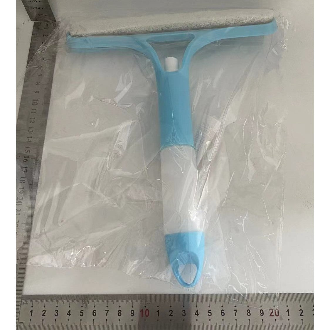 Racletă de Curățare 3 în 1 Multifuncțională, Pulverizator Integrat și Burete, Plastic PP și Silicon TPR, 21.5 x 25.7 cm, Albastru