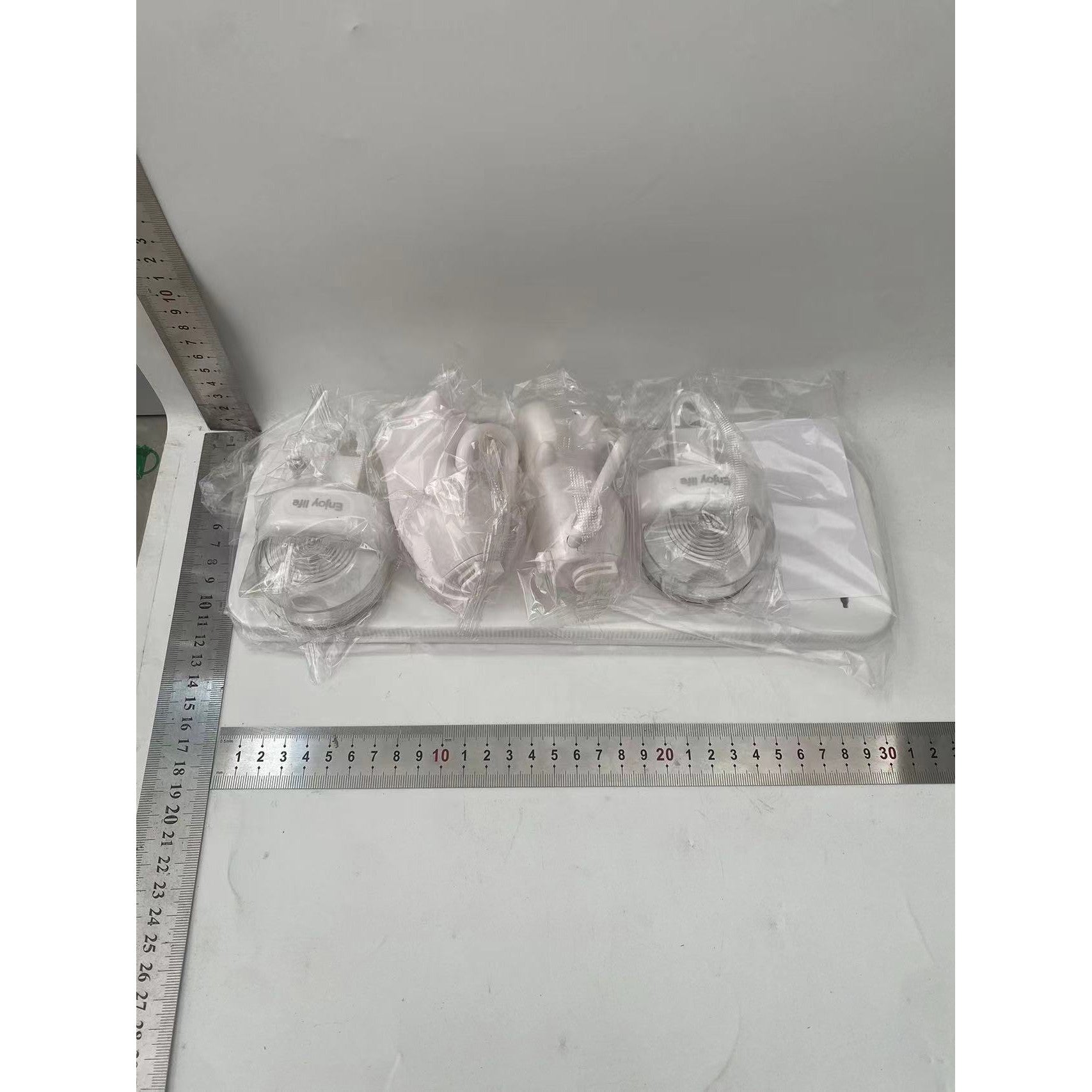 Suport pentru Baie cu Model Pisicute, Raft Organizator fara Gaurire, Montare pe Perete cu Adeziv, Material ABS, 33.4x17.7 cm, Alb