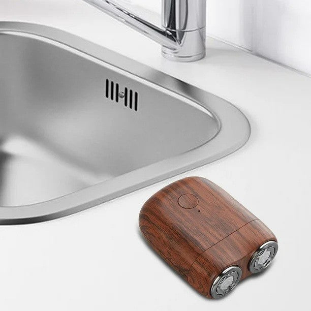Mini Aparat de Ras Electric Portabil, Cap Rotativ cu 2 Lame din Otel, Rezistent la Apa IPX-7, Incarcare USB Type-C, Autonomie 45 min, ABS si Fibra de Carbon, Maro