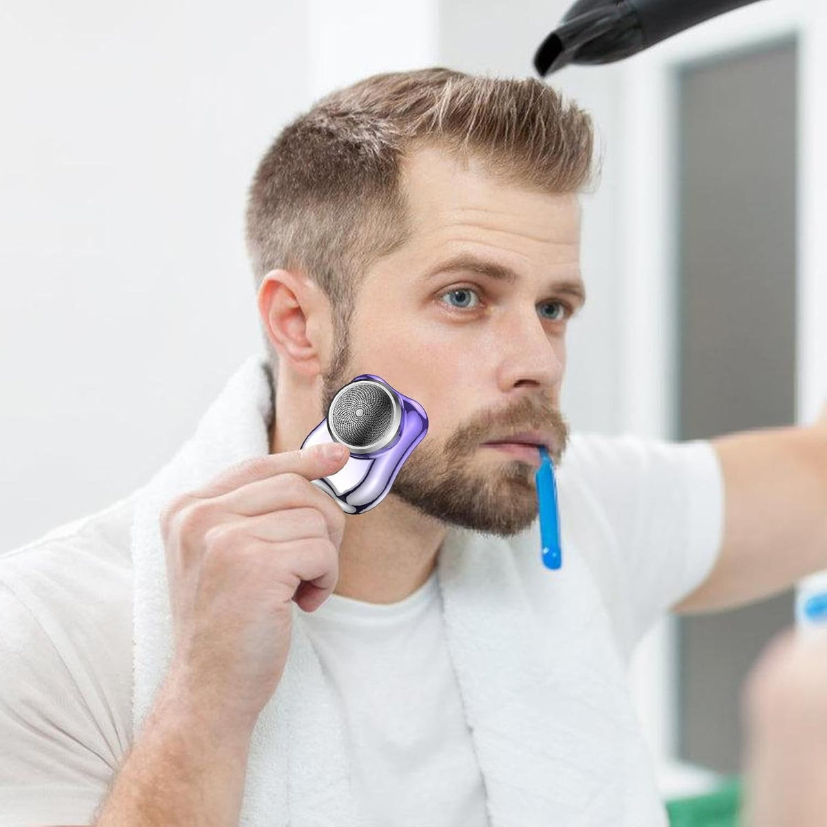 Aparat de Ras Electric Portabil, Mini Shaver Incarcare USB Type-C, Rezistent la Apa IPX7, Autonomie 60 min, ABS si Aliaj Aluminiu, 6.5 x 4.5 x 4 cm, Mov