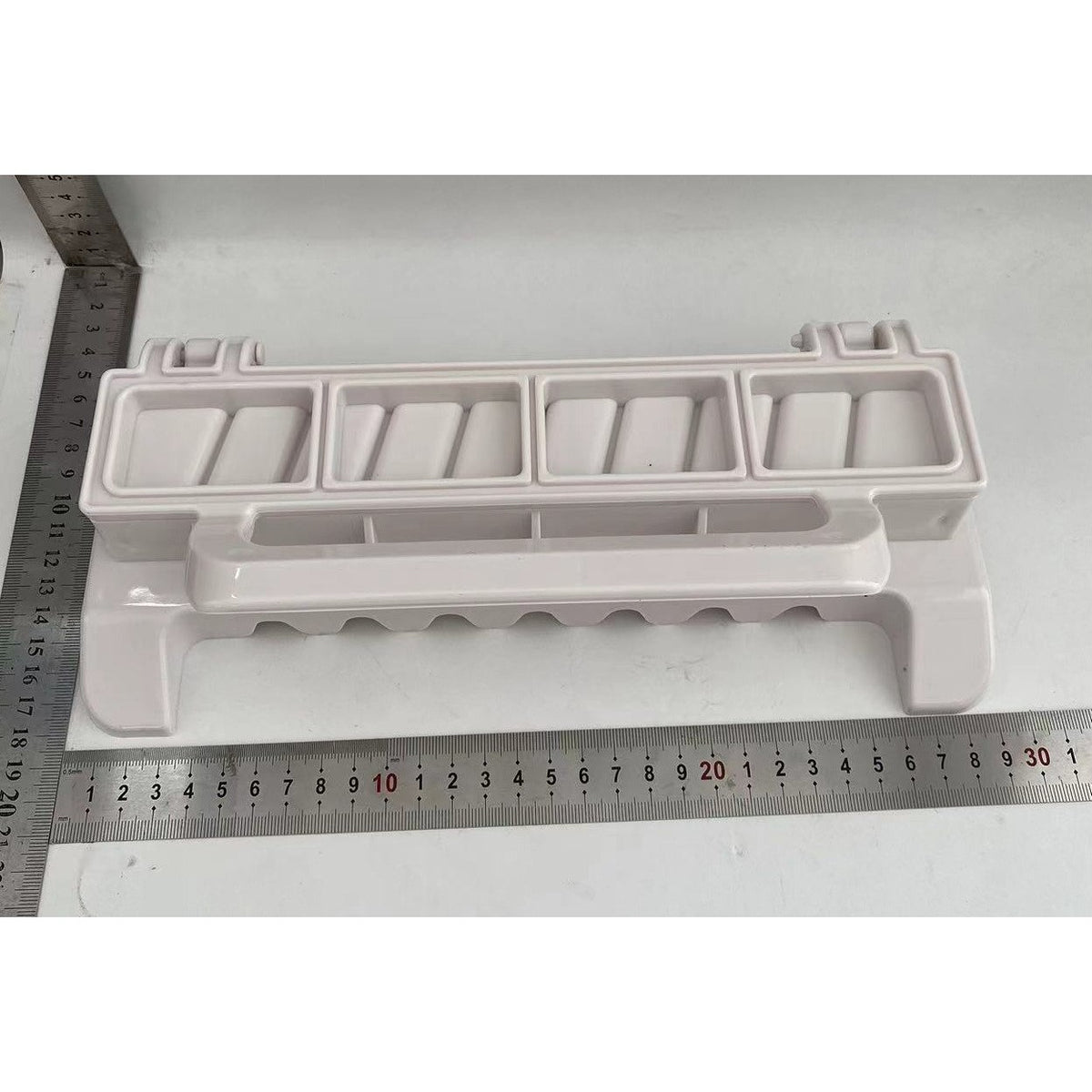 Presa pentru Carne si Dispozitiv de Infasurat Kebab, Rulouri, Sushi sau Sarmale, Material ABS Durabil, cu Maner Ergonomic, 29 x 7.5 x 2.6 cm, Alb