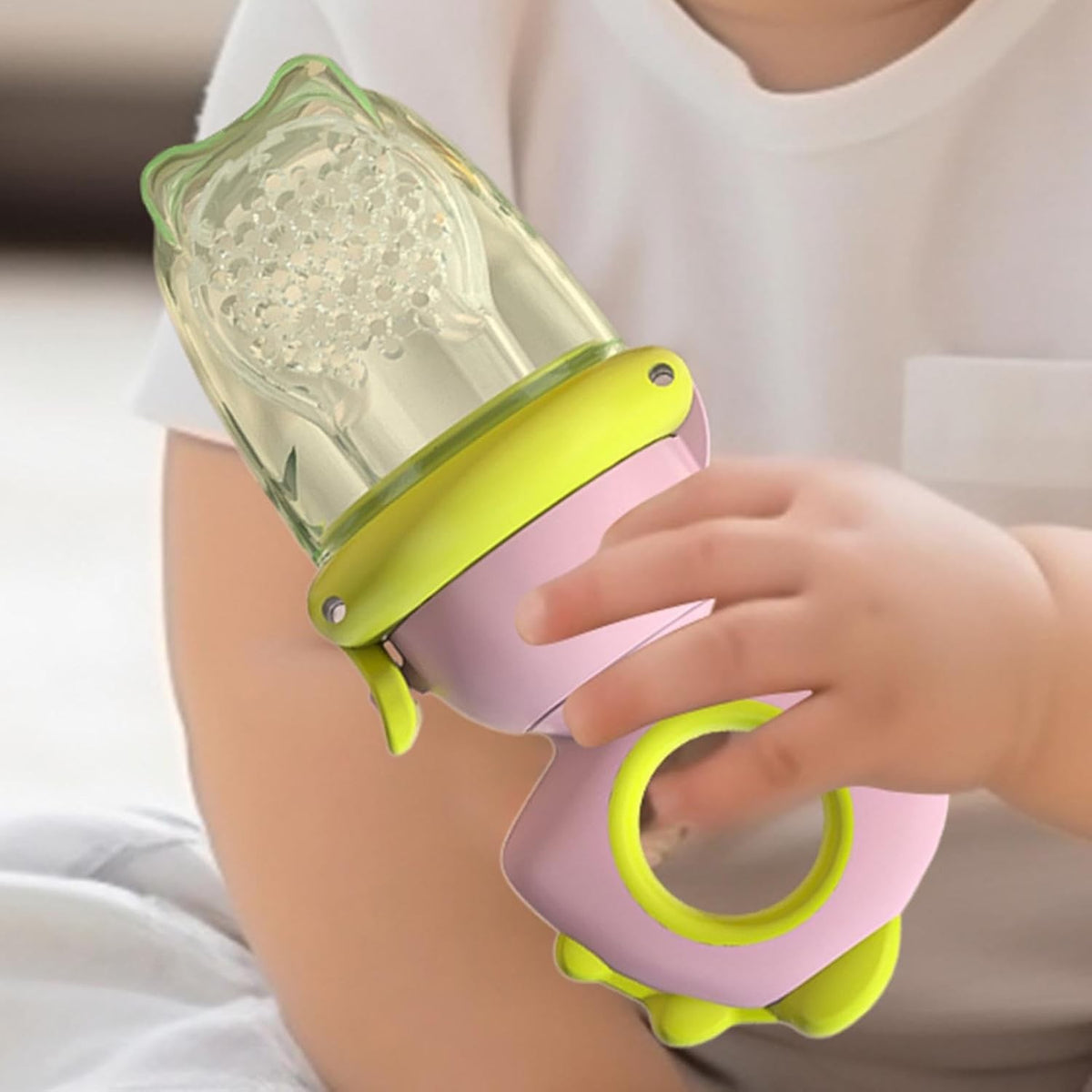 Suzeta Pentru Fructe Si Legume, Dispozitiv Hranire Bebelusi Cu Maner Ergonomic, Silicon Alimentar Fara BPA, Tetina Gauri 2 mm, 4 Luni+, Roz/Verde