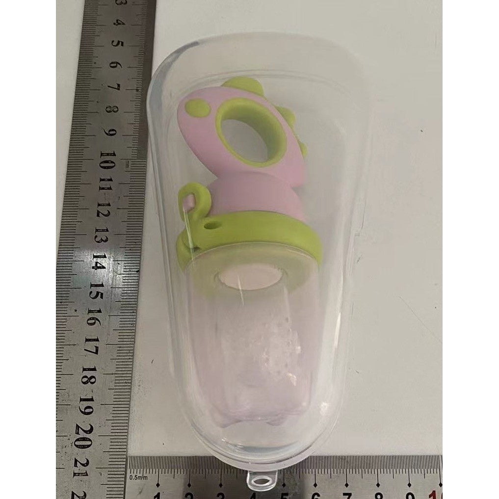 Suzeta Pentru Fructe Si Legume, Dispozitiv Hranire Bebelusi Cu Maner Ergonomic, Silicon Alimentar Fara BPA, Tetina Gauri 2 mm, 4 Luni+, Roz/Verde