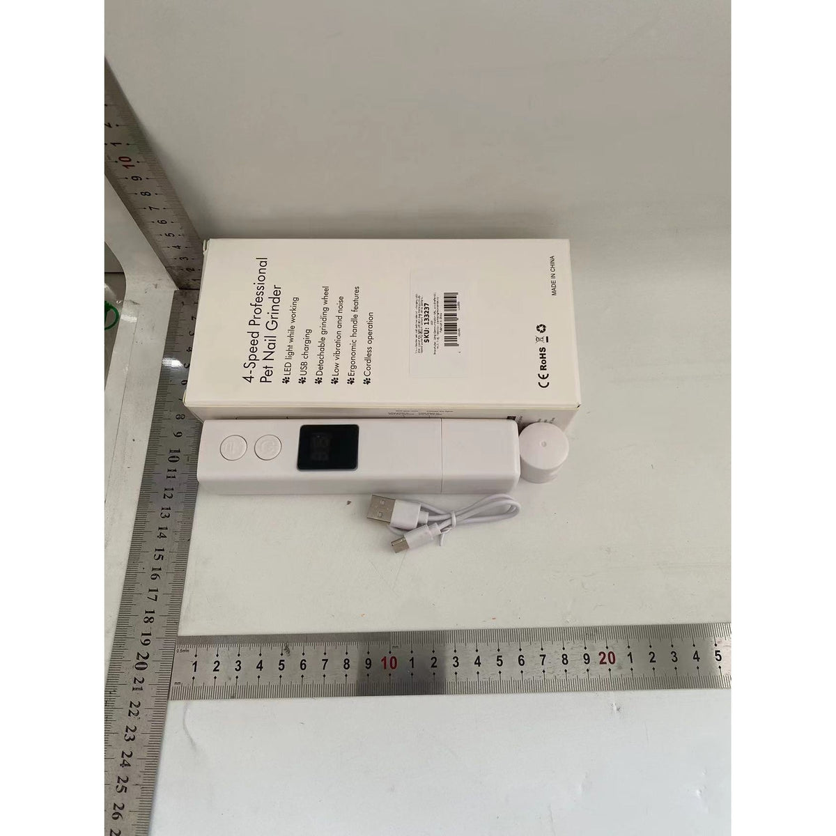 Pila Electrica pentru Caini si Pisici, Trimer pentru Gheare cu Laser pentru Joaca, Display Digital, Incarcare USB, 3 Viteze, Capac Protectie, 15 x 3 cm, Alb