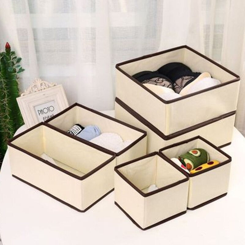 Organizator Sertar pentru Lenjerie si Tricouri, Set 6 Piese, Design Pliabil si Stivuibil, Tesatura Ecologica Respirabila, 3 Marimi, Alb/Maro