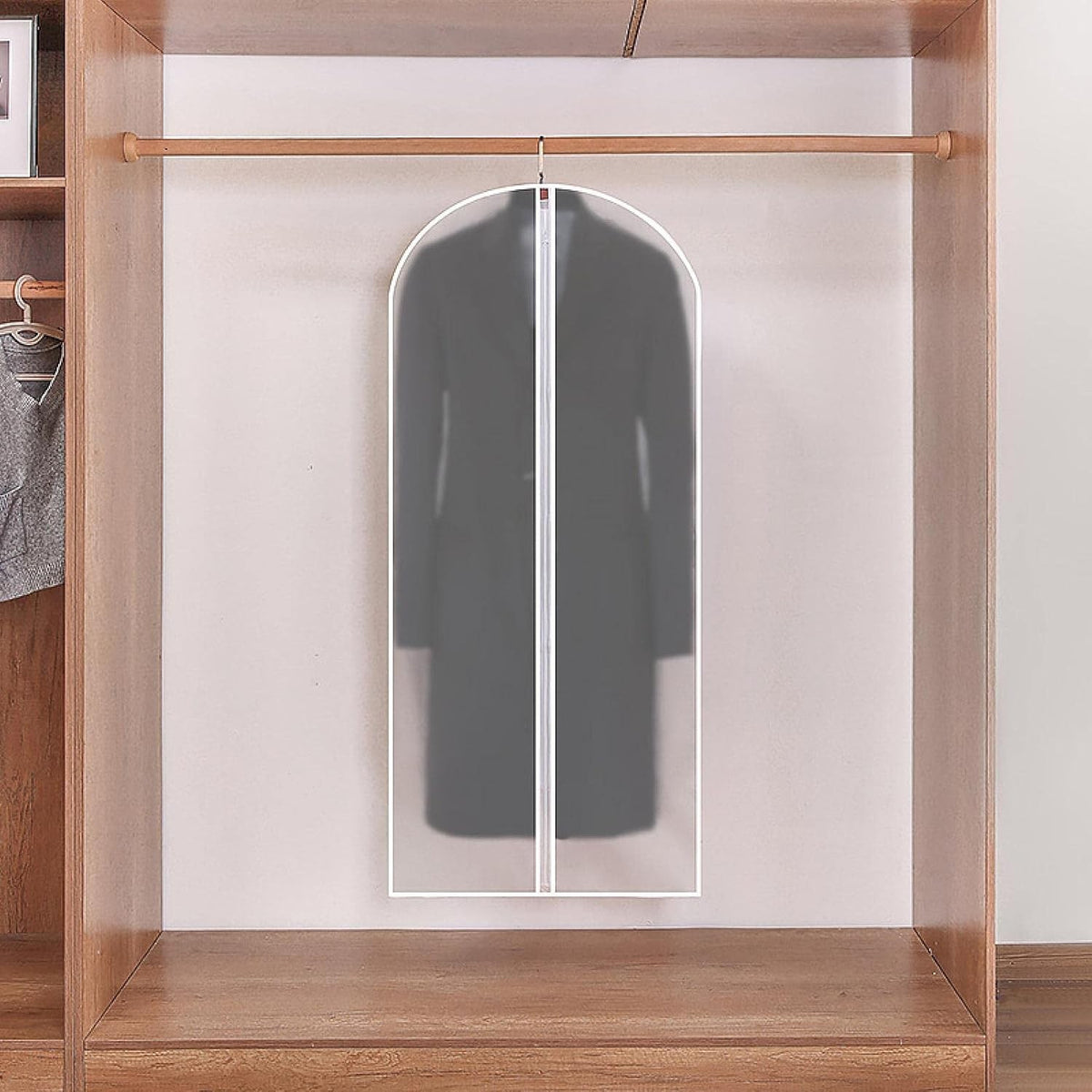 Set 5 Huse Depozitare Haine, Protectie Anti-Praf si Umiditate pentru Garderoba sau Voiaj, Material PEVA Impermeabil cu Fermoar, Design Transparent, 60x140 cm, Alb