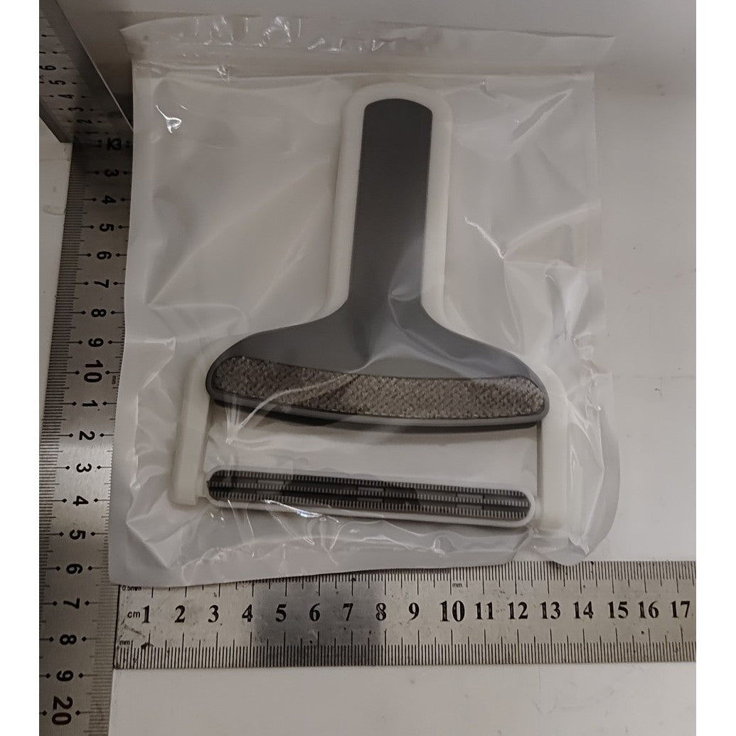 Perie pentru Indepartarea Parului de Animale si Scamelor, Design Ergonomic cu Suprafata din Poliester si TPR, pentru Haine si Tapiterie, 12 x 15 cm, Alb/Gri