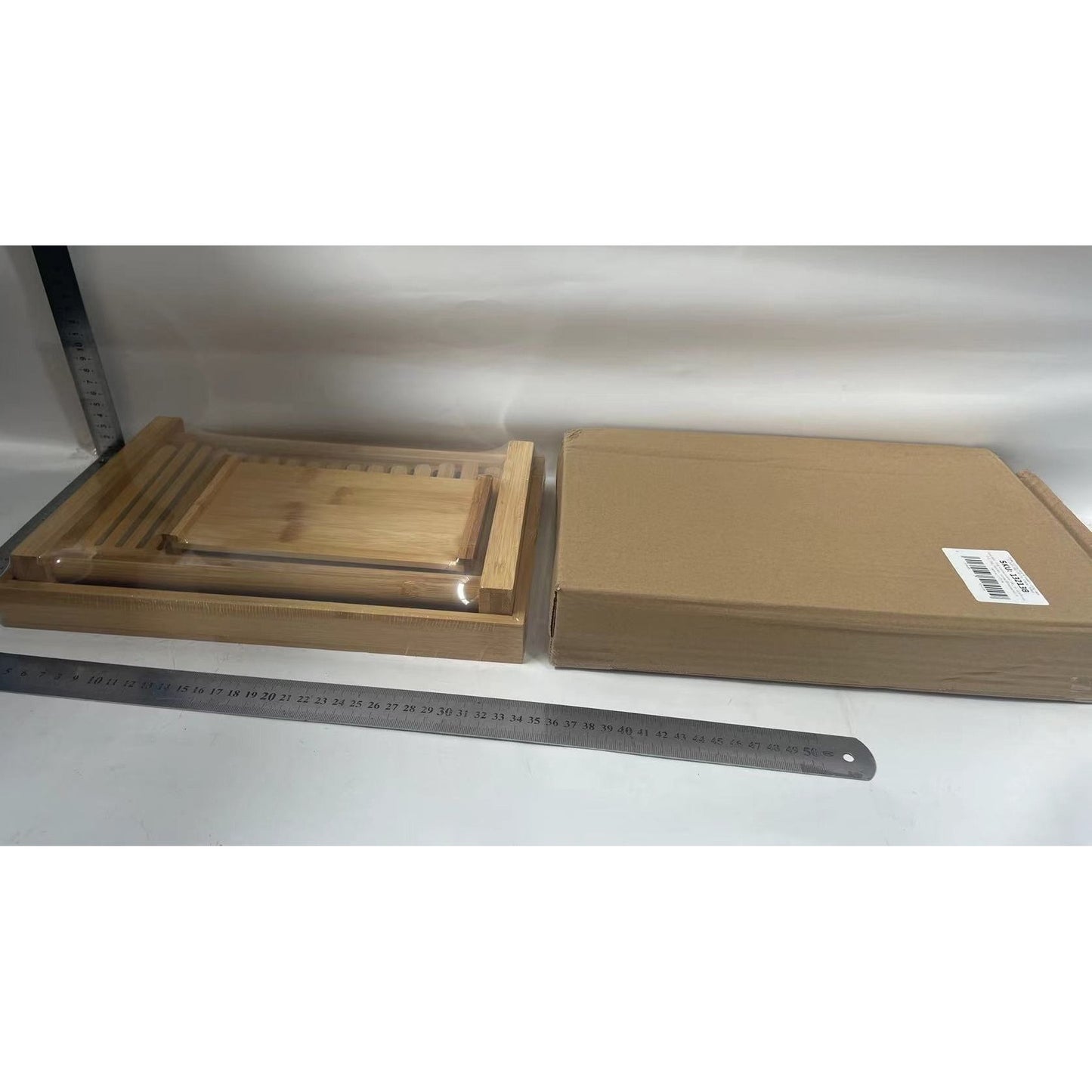 Tocator de Feliat Paine, Suport cu Tava Colectare Firimituri, Lemn de Bambus Natural, 31.7x23.7x6 cm, Maro