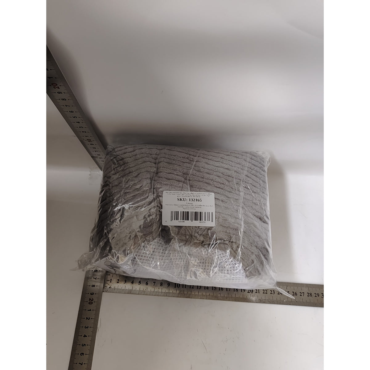 Plasa pentru Spalare Incaltaminte la Masina de Spalat, Sac pentru Igienizare cu Fibre Pufoase, Protectie si Curatare 360 Grade, Inchidere cu Fermoar, 39x19 cm, Gri Deschis