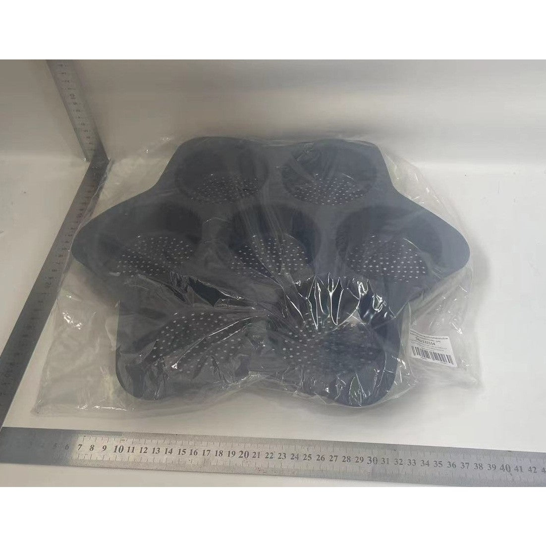 Forma de Silicon pentru Copt, Tava cu 7 Cavitati Rotunde pentru Burgeri si Prajituri, Material Antiaderent Termorezistent, 38.5 x 4 cm, Negru