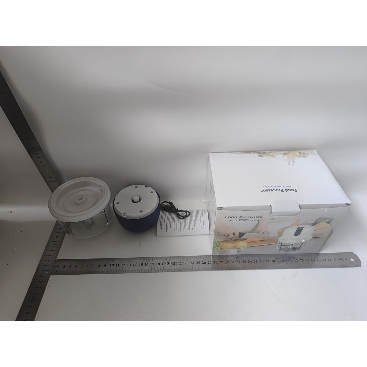 Tocator Electric pentru Bucatarie, Presa Multifunctionala pentru Legume, Fructe si Carne, Lame din Otel Inoxidabil, Capacitate 350 ml, 14 x 10.5 cm, Albastru Inchis