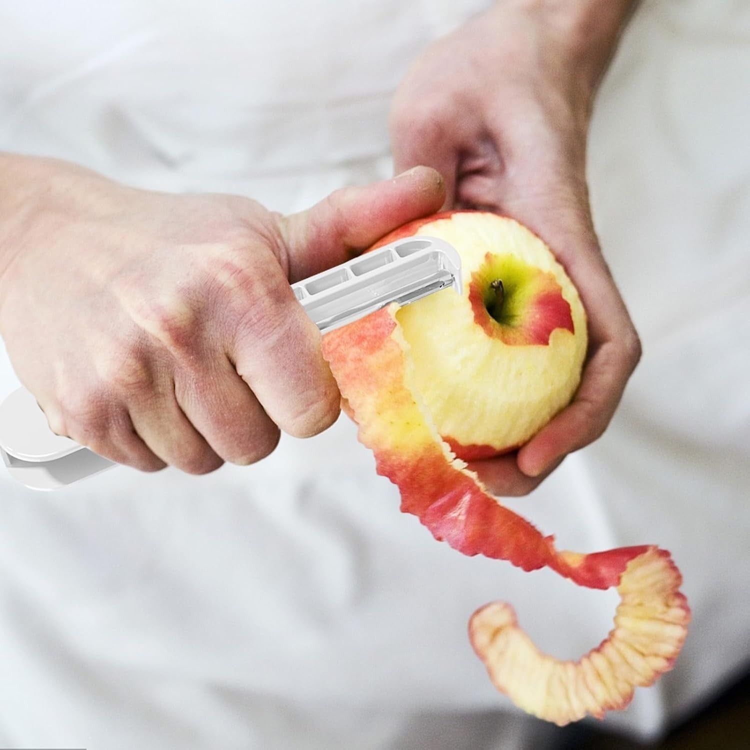 Peeler pentru Legume si Fructe, Curatator Multifunctional Pliabil, Lame Duble Rotative, Otel Inoxidabil si ABS, 3.6 x 9.1 cm, Alb