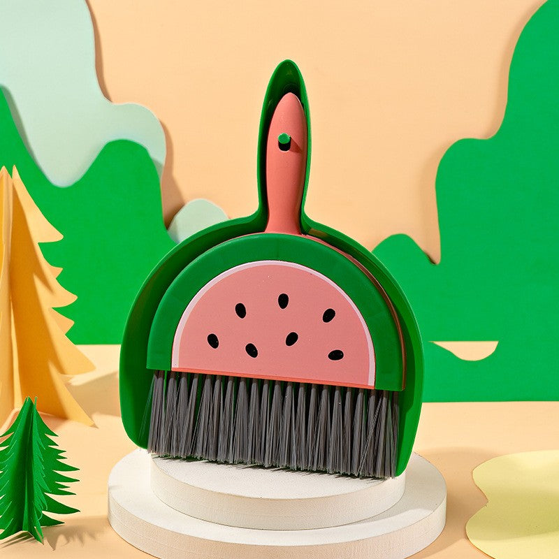 Little Cleaner Set Mini Matura si Faras pentru Birou si Bucatarie, Design Fructe Pepene Verde, Plastic, 23 x 18 cm, Roz-Verde