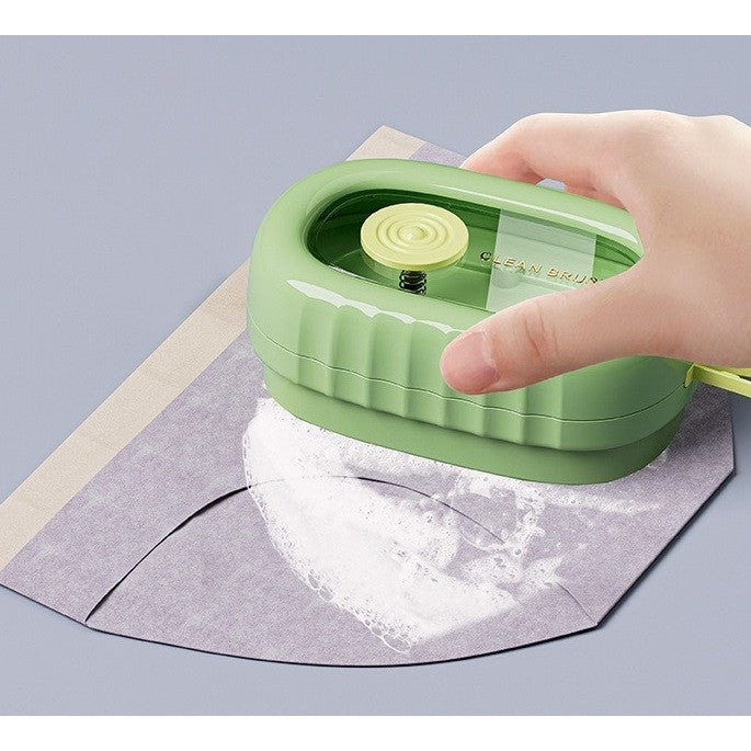 Perie de Spalat Haine cu Dispenser Detergent si 4 Role de Curatare, Buton Control Flux, Cap Detasabil si Agatatoare, ABS si PS, Verde