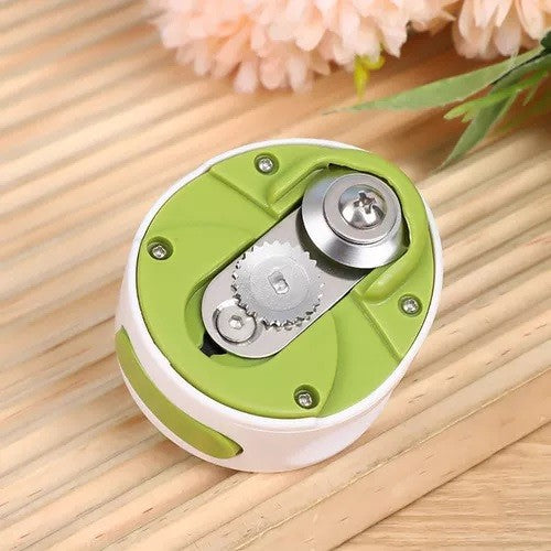 Desfacator Manual de Conserve si Sticle, Mecanism Rotund Ergonomic cu Buton Eliberare, ABS si Otel Inoxidabil, 6.8 x 4.8 cm, Verde/Alb