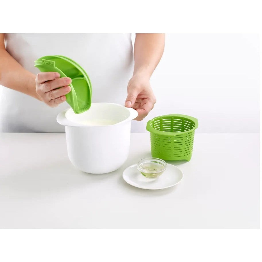 Recipient Preparare Branza de Casa, Cheese Maker cu Filtru si Capac Silicon, Plastic fara BPA, Microunde si Masina de Spalat Vase, 17x14.5x12.8 cm, Verde