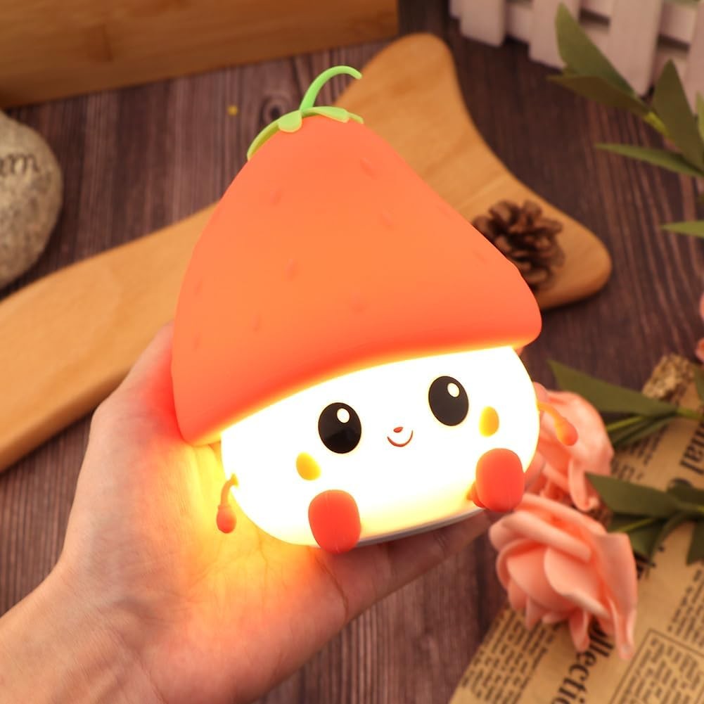 Lampa de Veghe pentru Copii, Model Capsunica, Senzor Tactil, 2 Niveluri Lumina Calda, Silicon Moale, Reincarcabila USB-C, Baterie 1200 mAh, Timer 15/30 Min, 10.8x9x12.8 cm, Rosu