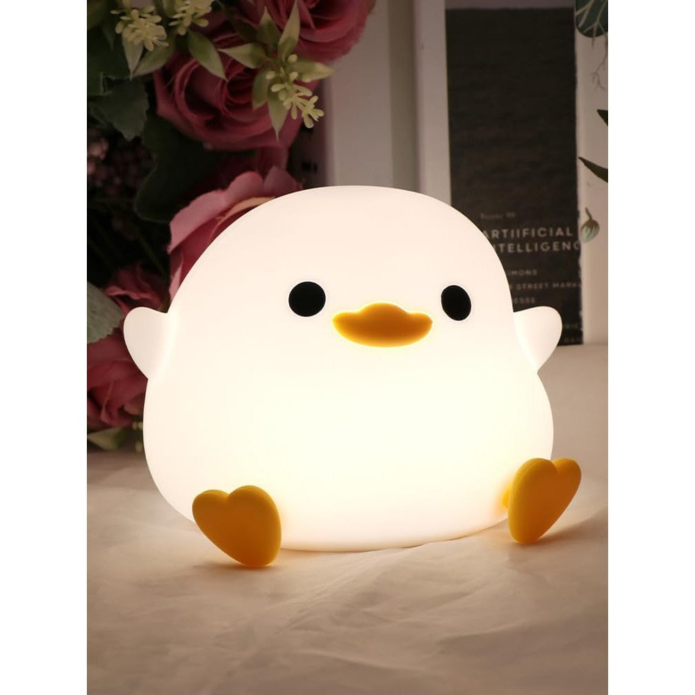 Lampa de Veghe pentru Copii, Model Ratusca din Silicon Moale, Senzor Tactil, Lumina Calda Reglabila, Timer 20 Minute, Baterie 800 mAh, Incarcare USB-C, 12.2x10.5x9.2 cm, Alb