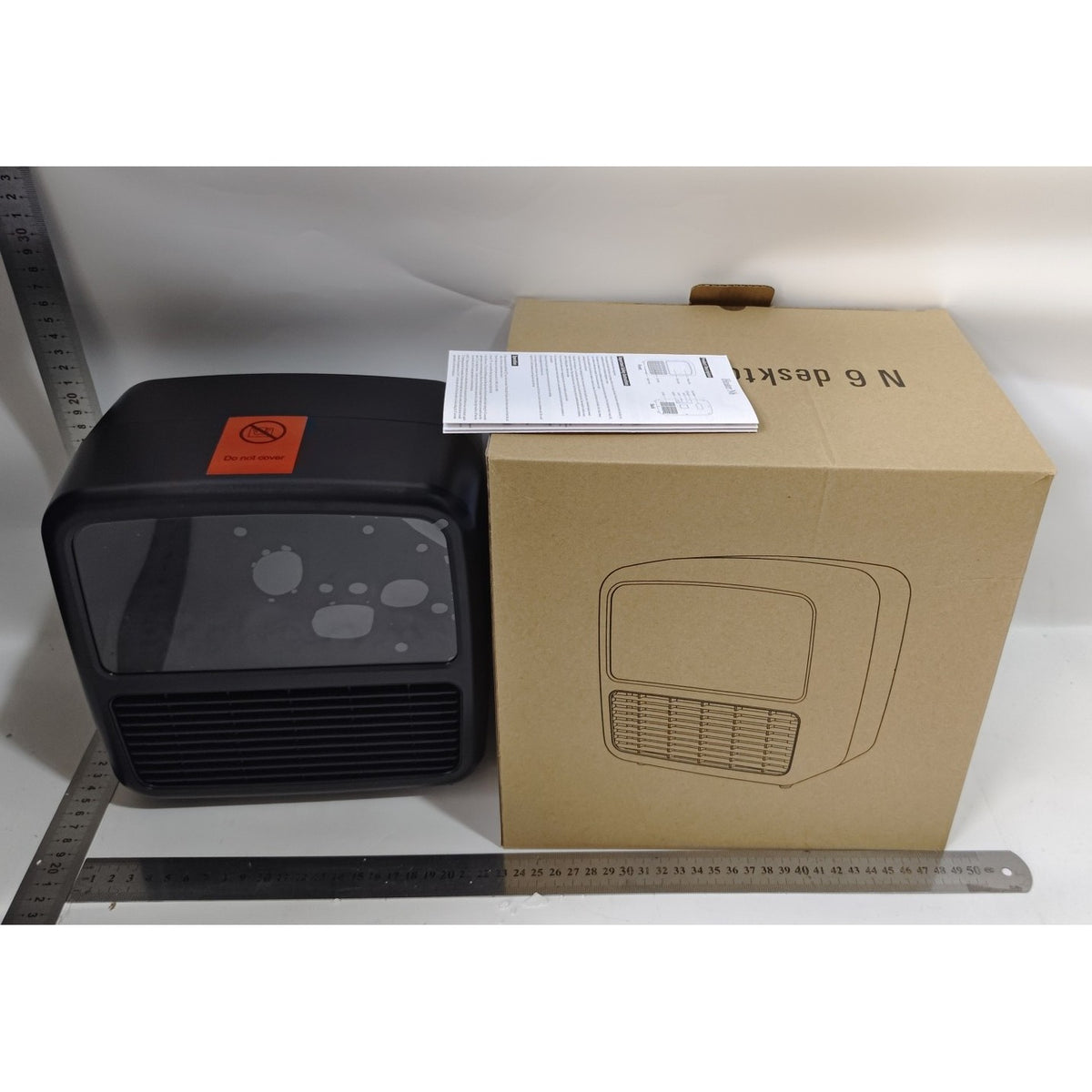 Mini Aeroterma Portabila, Incalzire Rapida PTC, Display LCD cu Efect Flacara Semineu, 1500W, 2 Trepte de Putere, Oprire Automata, Carcasa ABS Ignifug, 22 x 22 x 15 cm, Negru